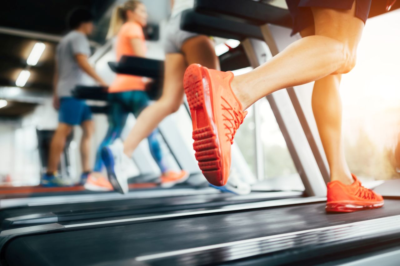 Buty sportowe na siłownie – czym się powinny charakteryzować?